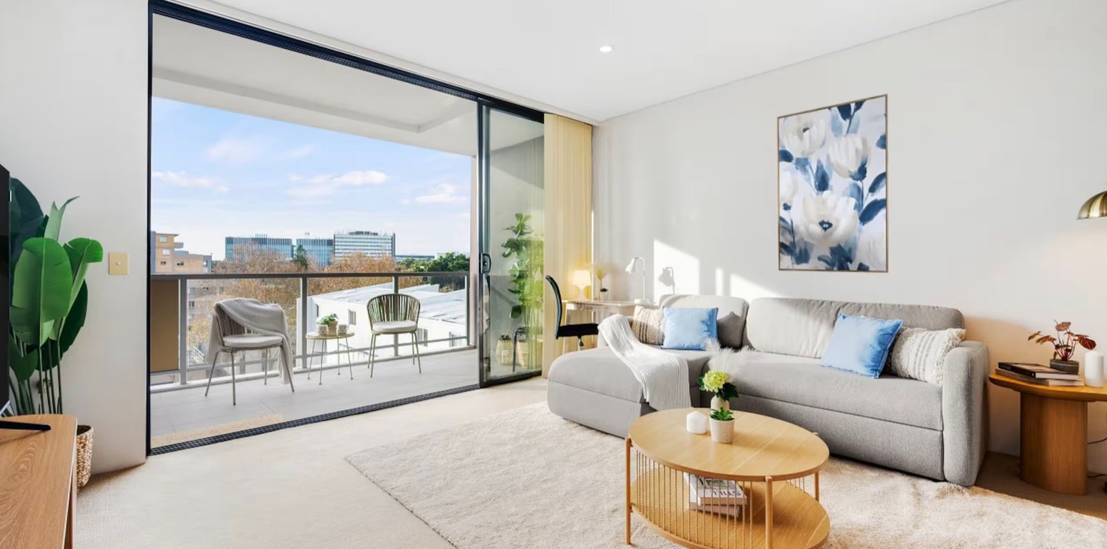 Kingsford Stylish Stay living room