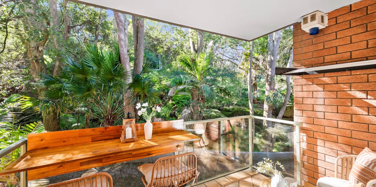 Neutral Bay neighbourhood balcony view